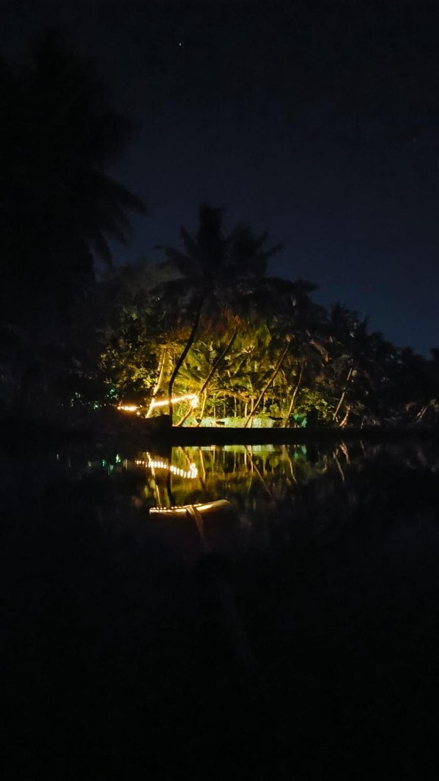 Islandstay-A Riverside Property Kollam Exteriér fotografie